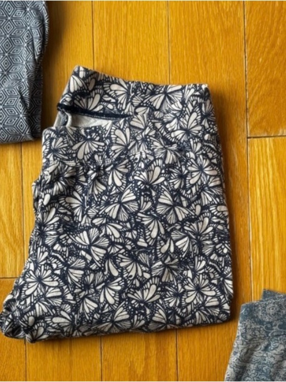 Pact Organic Cotton Navy and White Butterfly 🦋 Printed Leggings Medium